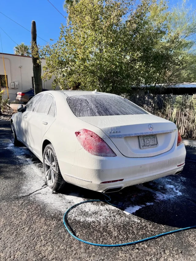 S550 Wash and Wax packaged covered in ph neutral soap